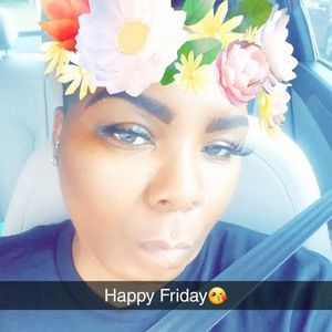 Meet your Posher, Lashondra